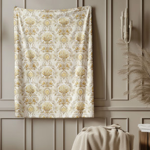 Ornate Ivory Damask Subtle Watercolor Motifs Fleecefilt