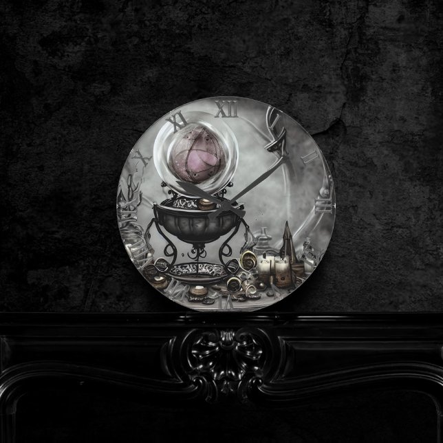 Ornate Lila Crystal Boll och Witchcraft-artiklar Rund Klocka (Skapare uppladdad)