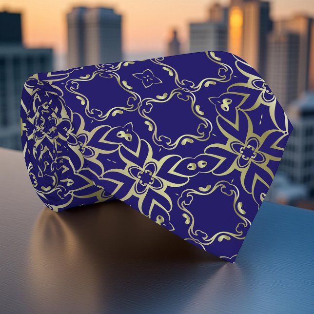 Ornate Navy Blue and Guld Baroque Royal Mönster Slips (Skapare uppladdad)
