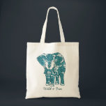 Ornate Patternate Elephant Art Vild and Free Tygkasse<br><div class="desc">Ornate henna tattoo inspirerade eller skrev ut mönstrad elefantkonst med 'vild och free'-citat som kan ändras till din egen text eller tas bort.</div>