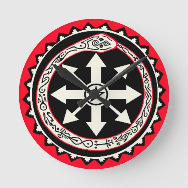 Oroburos med Chaos Star Rund Klocka (Framsida)
