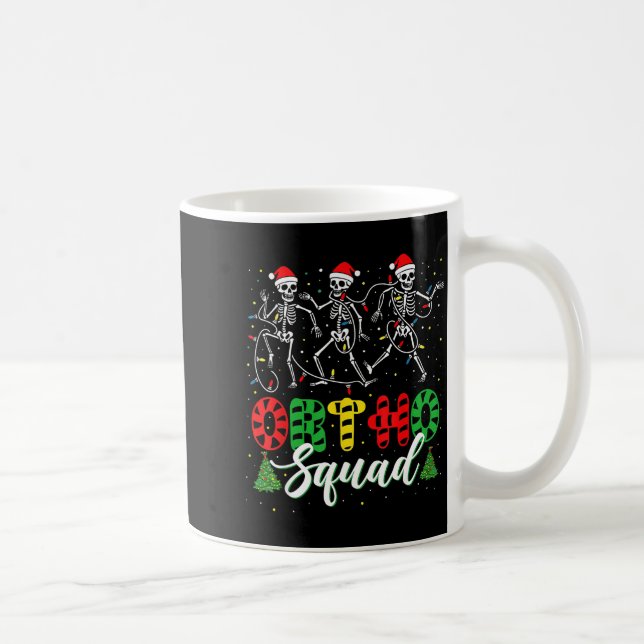 Ortho Squad Christmas Three Santa Skeletons Proud  Kaffemugg (Höger)