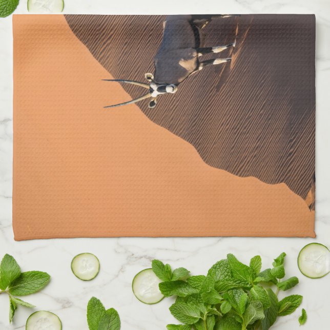 Oryx på kant, Namibia Kökshandduk (Vikta)