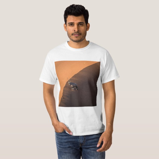 Oryx på kant, Namibia T Shirt (Hel framsida)
