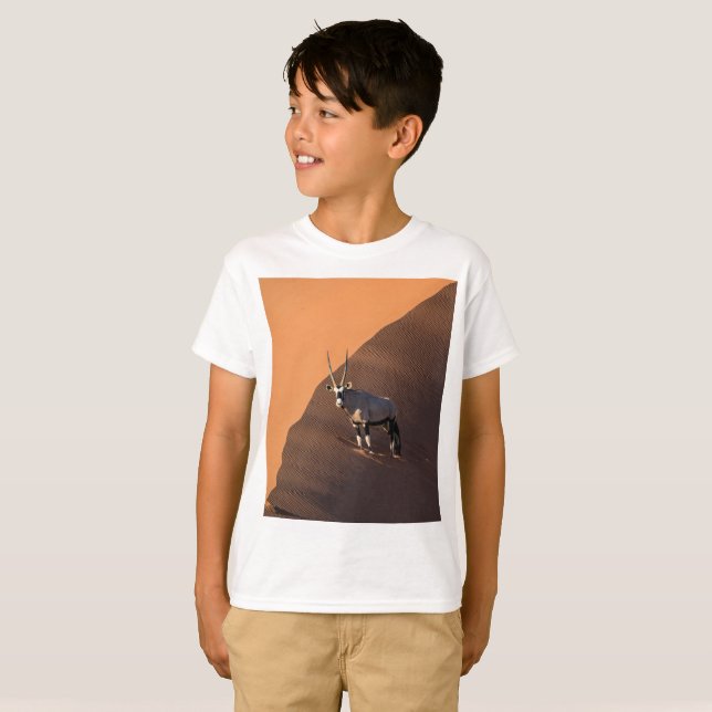 Oryx på kant, Namibia T Shirt (Hel framsida)