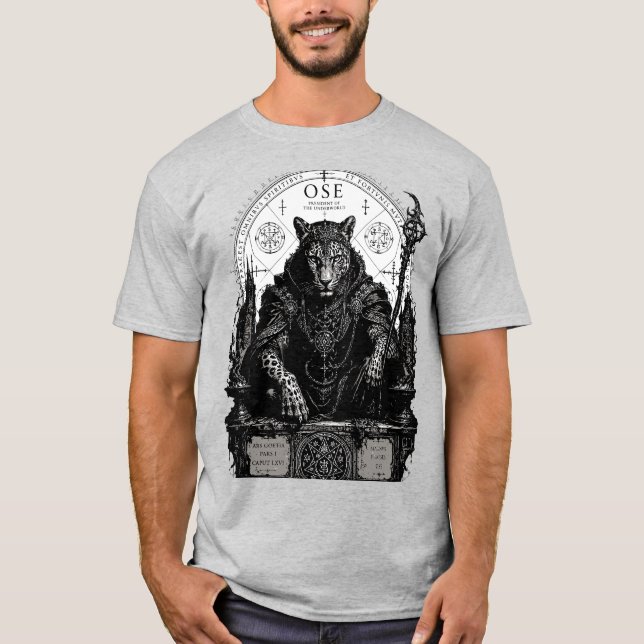 Ose gotisk ockult leopard t shirt (Framsida)