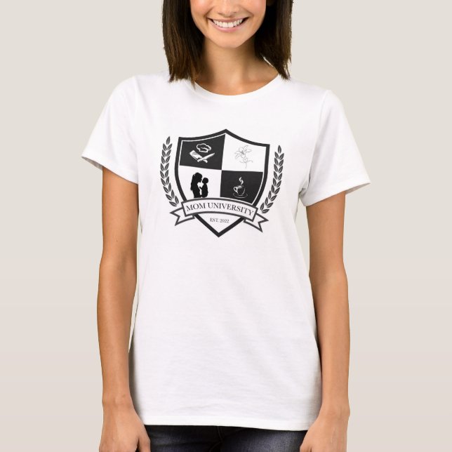 Öst mamma Universiteten. 2022 T Shirt (Framsida)