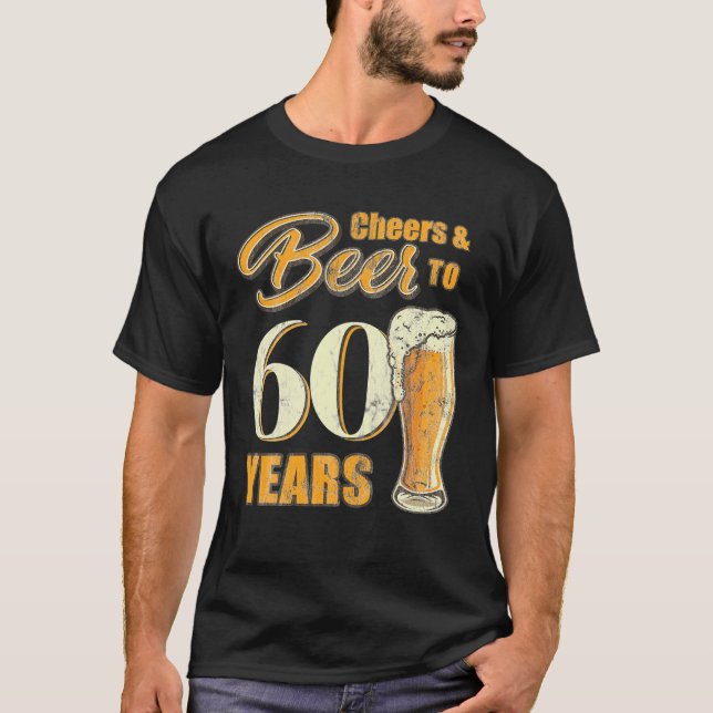 Ost och Öl till 60 års nukleär Födelsedagsfest T Shirt (Framsida)
