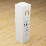 Ost till Kärlek Champagne Toast Bröllop Modern Presentask För Vinflaska<br><div class="desc">Dessa moderna och elegant turer till Kärlek-presentboxar för bröllop, årsdagar, förlovningsfester, möhippor och andra speciella evenemang har två mousserande champagneglas i en skål till kärlek för en bröllop eller en bröllop-årsdag. Anpassa det här objektet till namn, datumet för ditt evenemang och typen av champagne och vintage år. Perfekt till ge...</div>