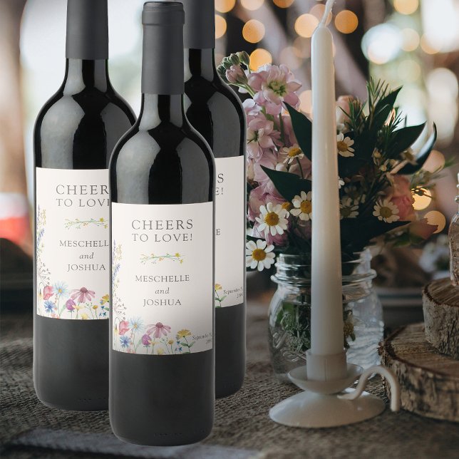 Ost till Kärlek Wildblomma Bröllop Blommigt Vinflaska Etikett (Cheers to Love! Personalized wine bottle labels for your wedding reception, bridal shower ..)