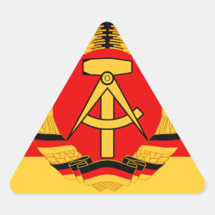 Öster Tyskland Flagga Triangelformat Klistermärke