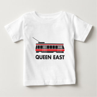 Östlig (Toronto) Streetcar för drottning Tee