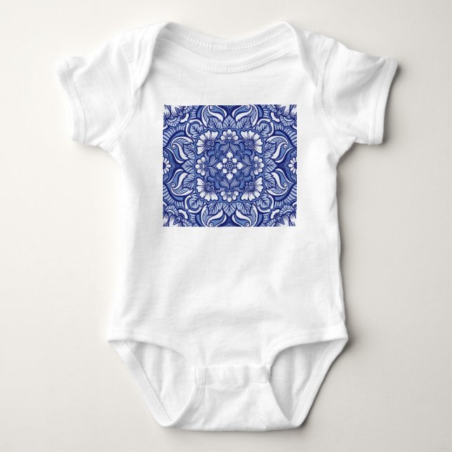 Östra Ethnic Henna Seamless Mönster T Shirt (Framsida)