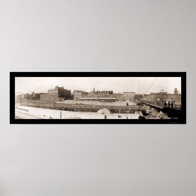 Oswego NY Riverfront Photo 1909 Poster (Framsidan)