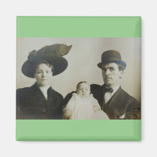 Otillgänglig pappa i Bowlareare Family RPPC B&W-fo Magnet