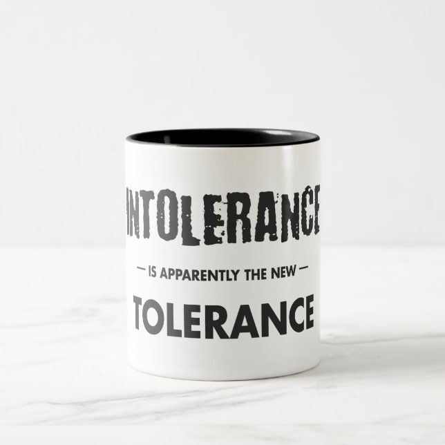 Otolerans är uppenbarligen den nya toleransen Två-Tonad mugg (Center)