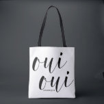 Oui Oui Black Modern Calligraphy Polka dots Tygkasse<br><div class="desc">Modern till väska med modern kalligrafi och polka dots mönster. Det här citatet till väskan blir perfekt som gåva. Oui Oui!</div>