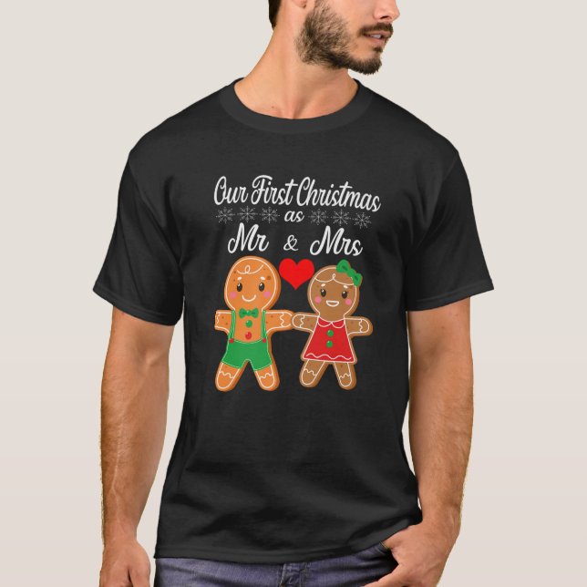 Our First Christmas As Mr And Mrs 2021 Gingerbread T Shirt (Framsida)