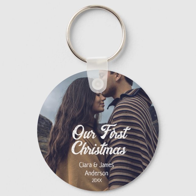 Our first Christmas couple photo name white gray Nyckelring (Framsida)