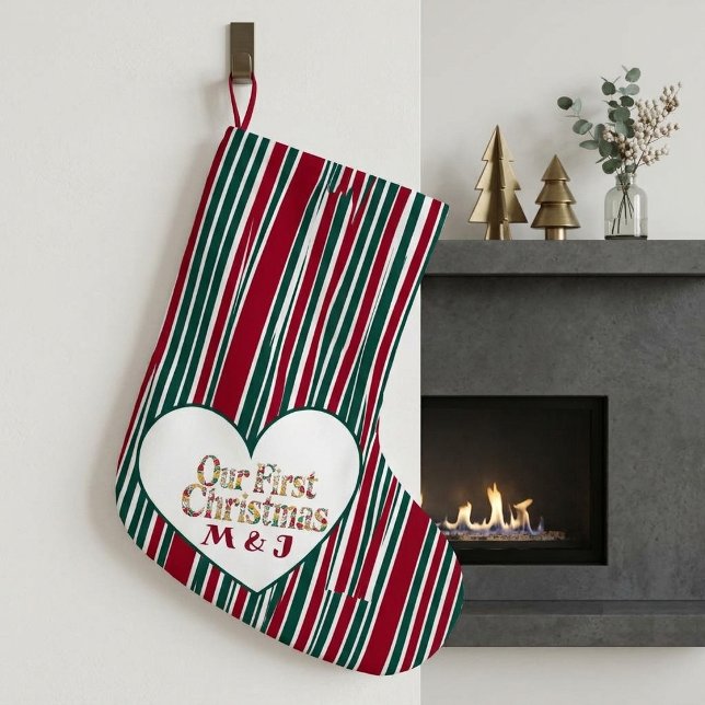 Our First Christmas Couples Plaid Monogram Initial Stor Julstrumpa (Our First Christmas Couples Plaid Monogram Initial Large Christmas Stocking)