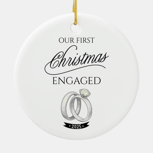 Our First Christmas Engaged 2025 Julgransprydnad Keramik (Baksidan)