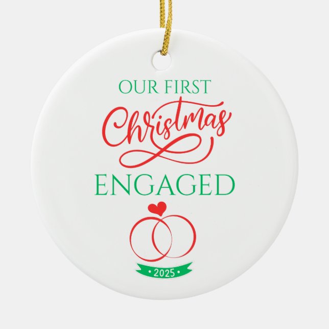 Our First Christmas Engaged 2025 Julgransprydnad Keramik (Framsidan)