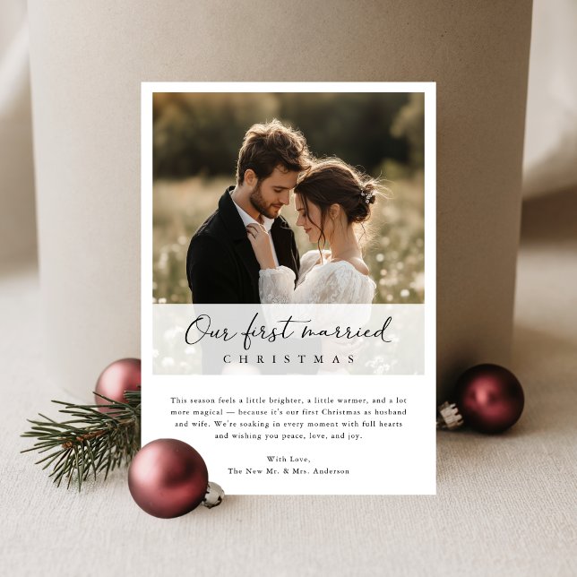 Our First Married Christmas Elegant Script Photo Julkort (Skapare uppladdad)