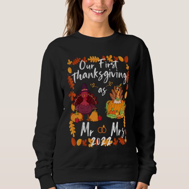 Our First Thanksgiving As Mr and Mrs Married Coupl T Shirt (Framsida)