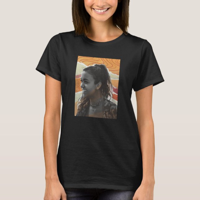 Outer Banks Season 3 Kiara Mixed Media Collage Por T Shirt (Framsida)