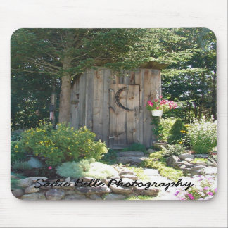 Outhouse i Maine Mousepad Musmatta