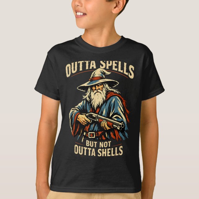 Outta Spells But Not Outta Shells Wizard Fantasy M T Shirt (Framsida)