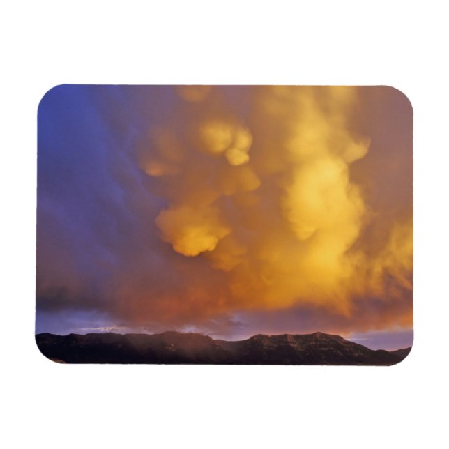Ovädersmoln i Centennial Range i Montana Magnet (Horisontell)