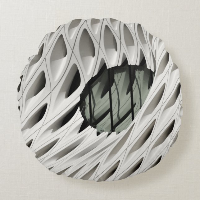 Oval svart färgtonsglasruta på vitt yta rund kudde (Framsidan)