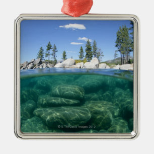Ovanför och nedanföra Lake Tahoe Julgransprydnad Metall