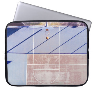 OVANSTÅENDE RIM LAPTOP FODRAL