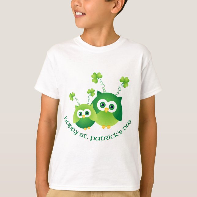 Ovärdig St. Patrick's Day Uggla Tees, gåvor Tee (Framsida)