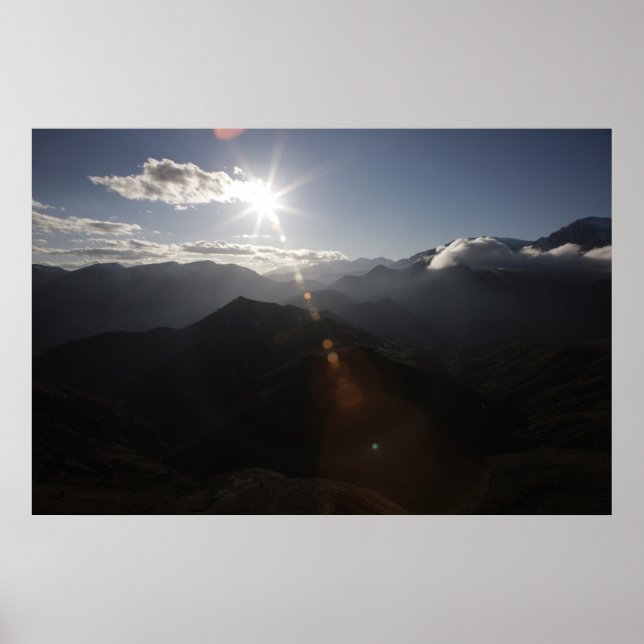 Över bergen poster (Framsidan)