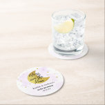 Över Måne | Neutralt Baby Shower Underlägg Papper Rund<br><div class="desc">Fira i stil med trendigets babydusch pappra underlägg. Utformningen är enkel att anpassa med din egen formulering och din familj och dina vänner kommer att bli glada när de ser dessa fantastiska party underlägg. Matchande objekt finns i samlingen.</div>