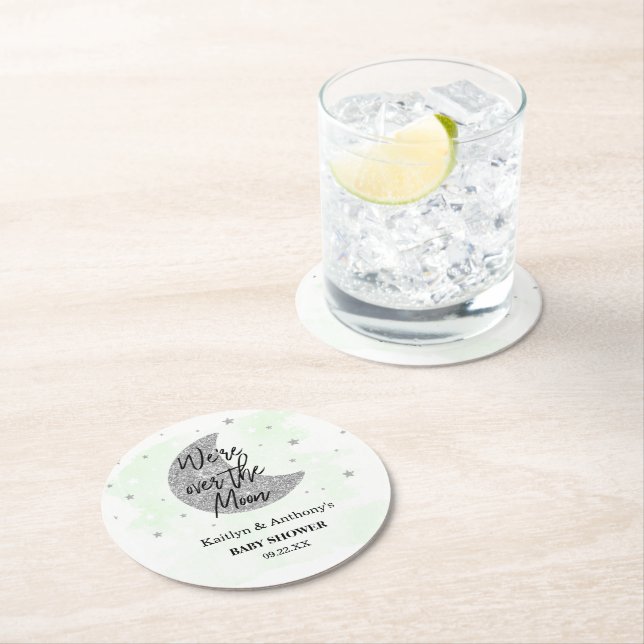 Över Måne | Neutralt Baby Shower Underlägg Papper Rund (Insitu)