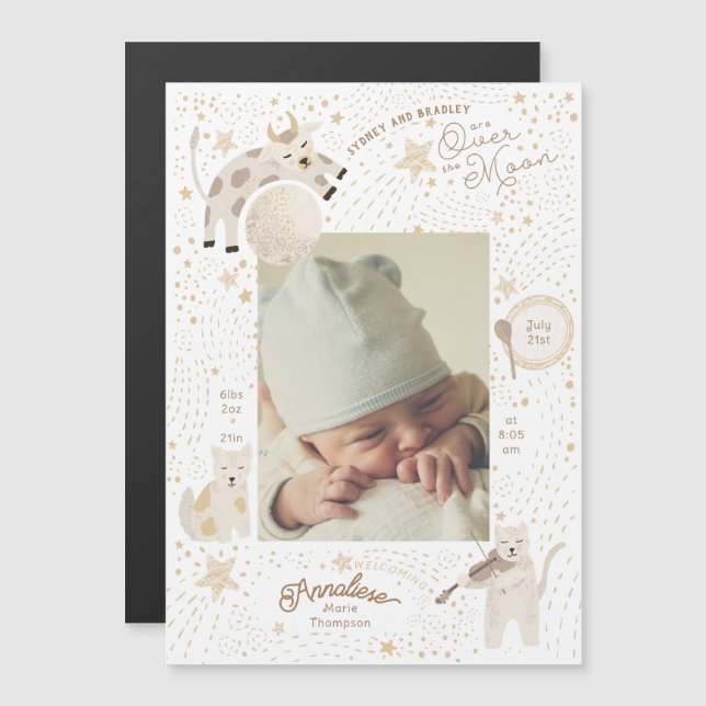 Över Måne Whimsical Birth Notification Magnet (Fram/baksida)