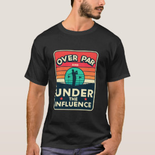 Över pärmen och under påverkan kan dryck öl lustig t shirt