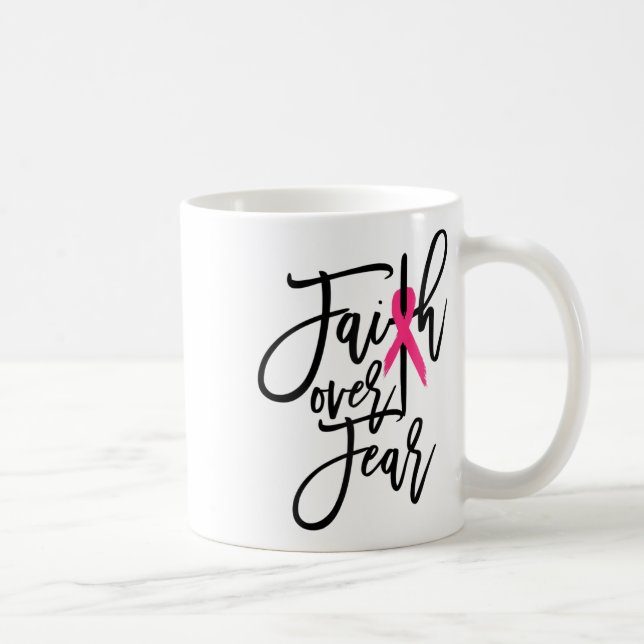Över rädslan Kor Breast Cancer Awareness Christian Kaffemugg (Höger)