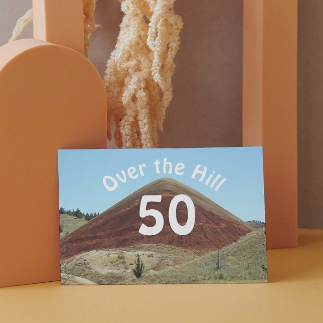 Over the Hill 50th Funny Birthday Card Kort (In Situ)