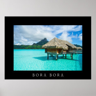 Över vatten bungalow i Bora Bora poster svart