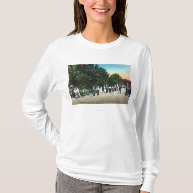 Överbrygga att gränsa till varandra villan för El Tee (Framsida)