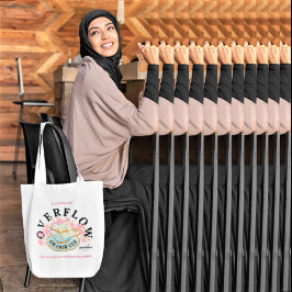 OVERFLOW TOTE designad av Adiela Akoo Jumbo Tygkasse