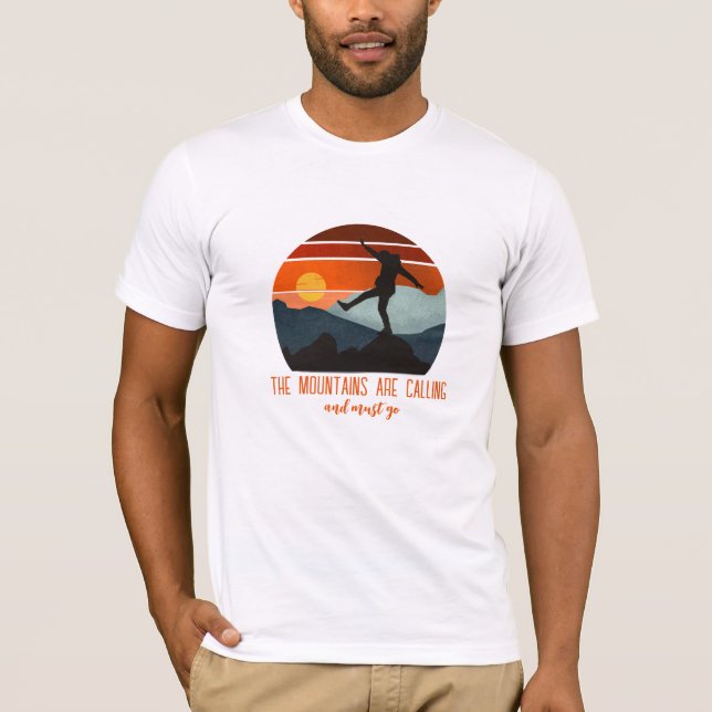 Övergång till utomhus, bergen är ca t shirt (Framsida)
