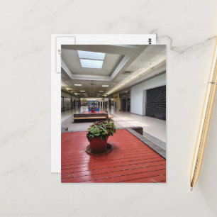 Övergångsutrymme Sorgligt Övergiven Galleria Växte Vykort