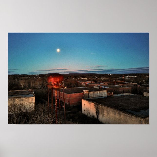 Övergett Whiskey Distillery Linfield PA Poster (Framsidan)