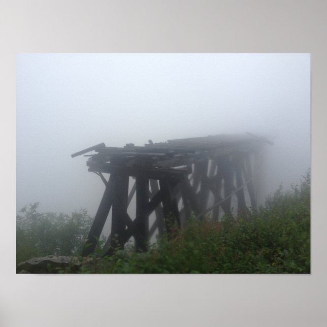 Övergiven bro över Dead Horse Gulch, Yukon Poster (Framsidan)